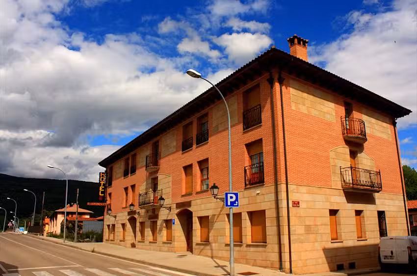 Hotel Alvargonzález