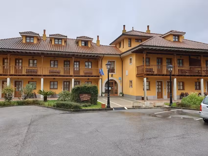 Hotel Apartamentos la Hortona