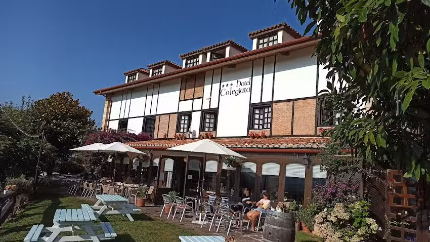 HOTEL COLEGIATA