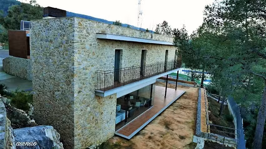 HOTEL DE MONTAÑA LA ROCHA