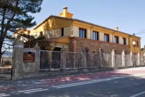 Hotel De Montaña Novella