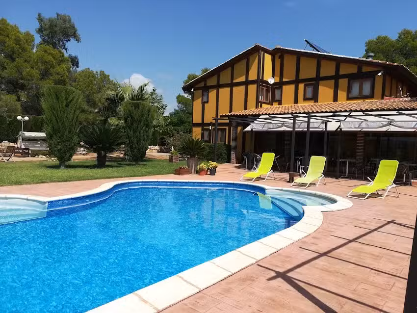 Hotel El Racó De La Pintora adults only