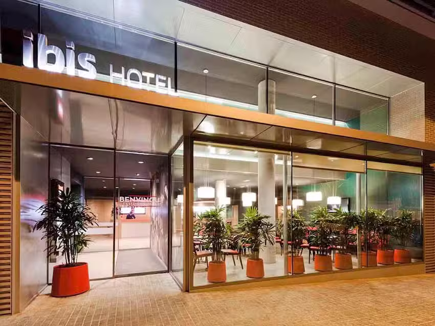 Hotel Ibis Barcelona Centro (Sagrada Familia)