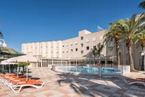 Hotel ILUNION Las Lomas