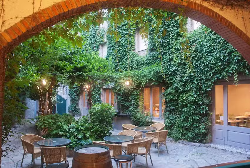 HOTEL JARDÍ APARTAMENTOS