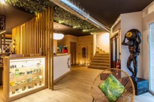 Hotel La Marina Cee – Restaurante Gastronómico