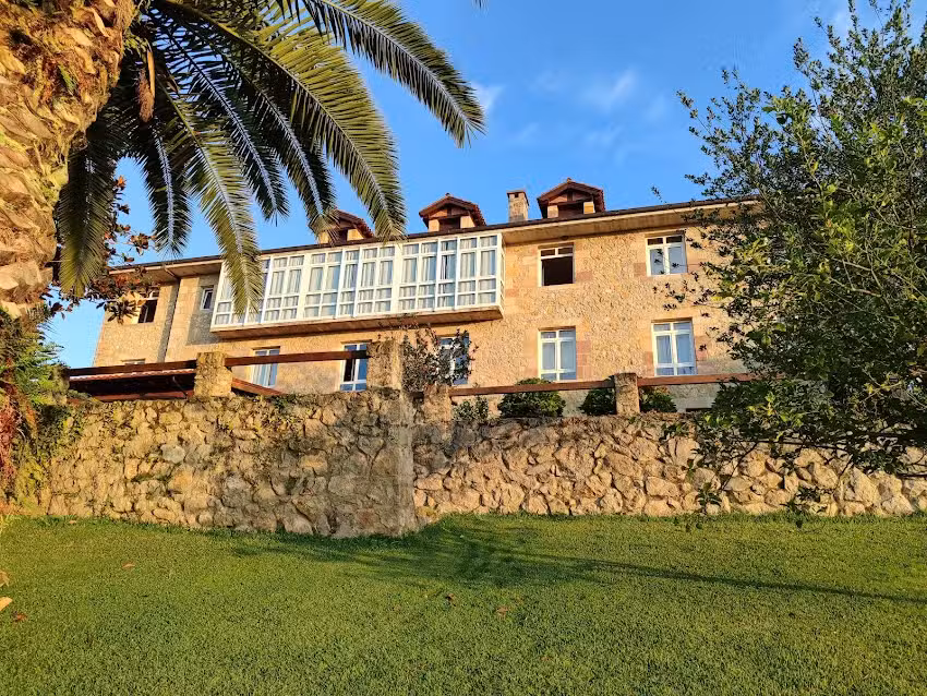 Hotel las Dunas de Oyambre