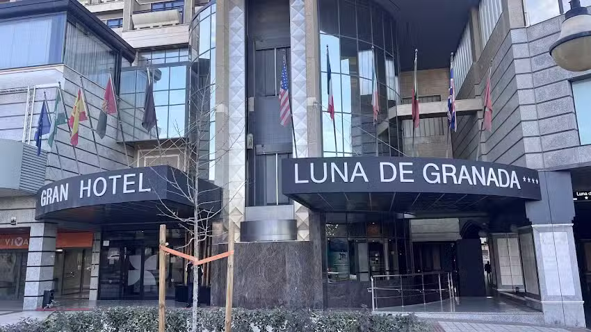 Hotel Luna Arabial