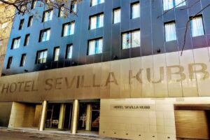 Hotel Macià Sevilla Kubb