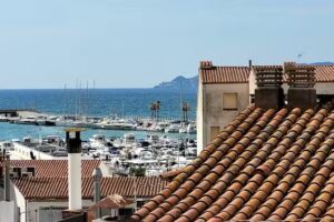 HOTEL MARISQUERIA CAL TET