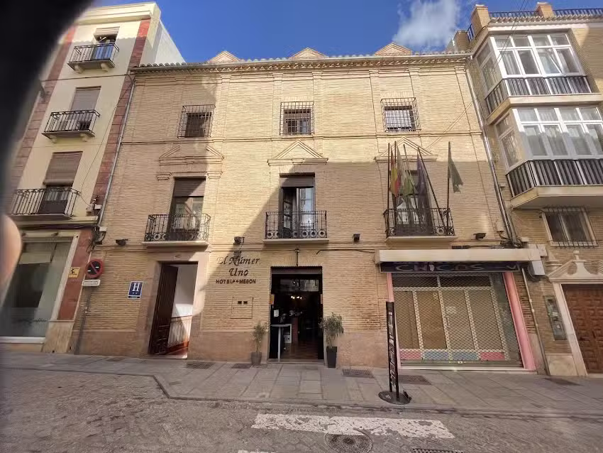 Hotel-Mesón El Número Uno