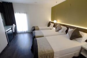 Hotel Moderno BCN Free Breakfast in our website.