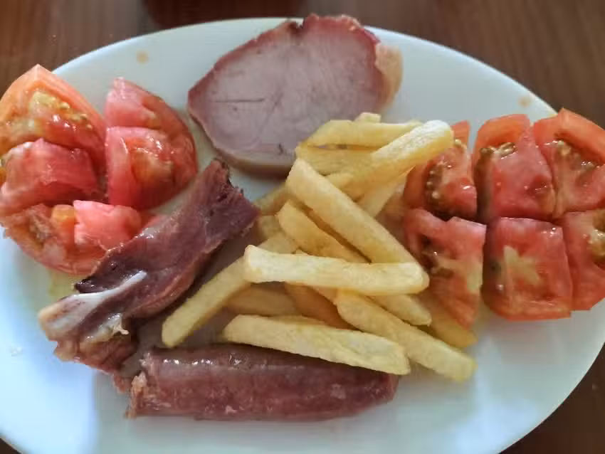 Hotel Montes Universales