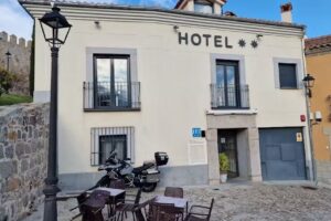 Hotel Puerta de la Santa