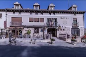 Hotel Puerta Sepúlveda