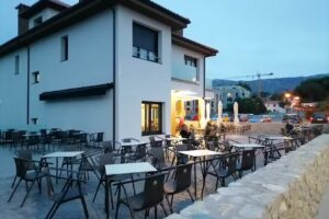 Hotel Restaurante A Mares