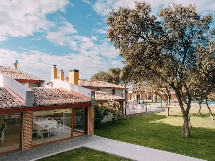 Hotel Restaurante El Montico