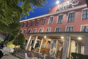 Hotel Restaurante El Tollo