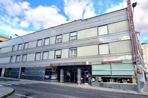 Hotel & Restaurante Infantas de León