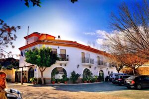 HOTEL RESTAURANTE – LA PISCINA