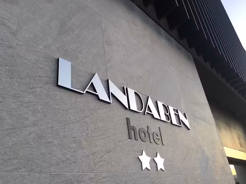 Hotel Restaurante Landaben