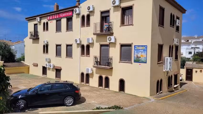 Hotel RIAVELA