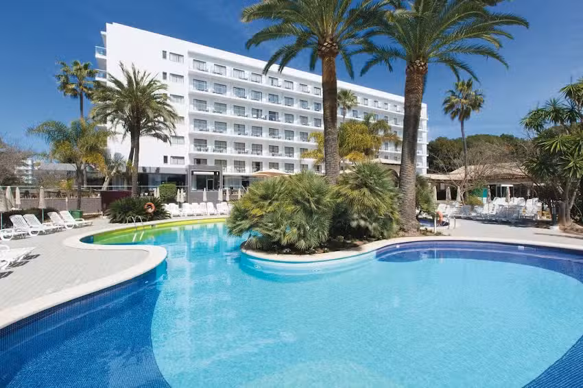 Hotel Riu Bravo