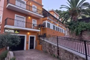 Hotel Rural El Molino. Alojamiento en Baños de Montemayor