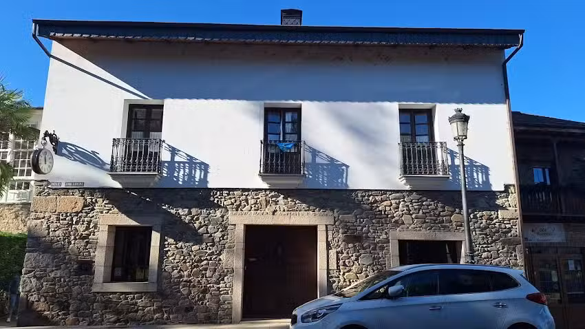 Hotel Rural La Casa Del Reloj