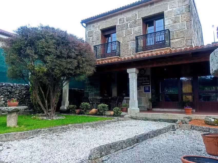 Hotel Rústico Eirado Do Pino