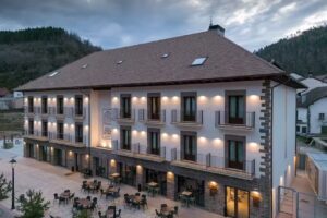 Hotel Silken Puerta de Irati