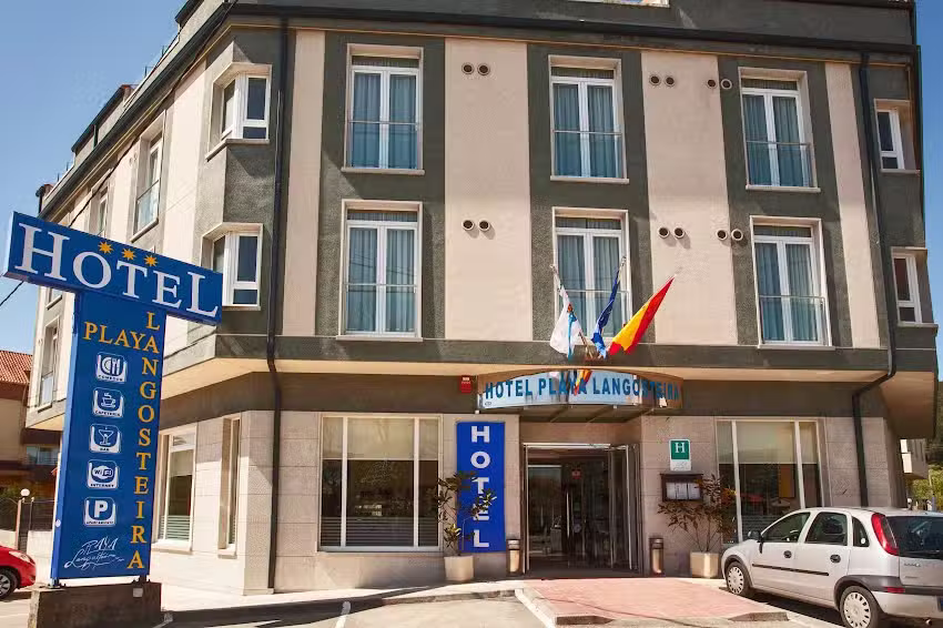 Hotel Spa Playa Langosteira by Adeloló