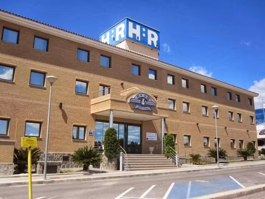 HOTEL TORRIJOS