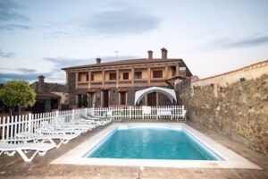 HOTEL VILLAS DE MIRANDA.