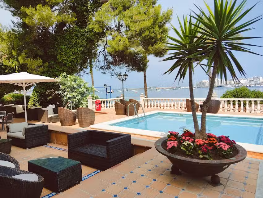 Hotel y Apartamentos Ses Savines