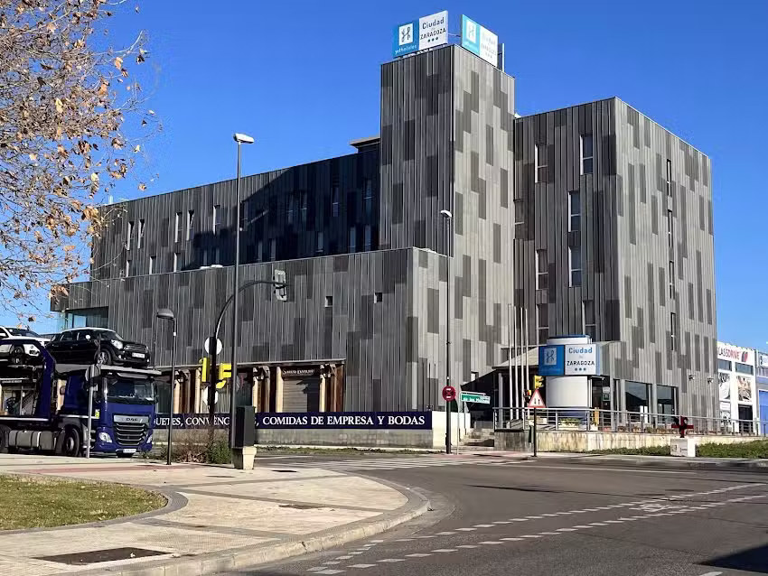 Hotel YIT Ciudad de Zaragoza