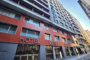 Hotel Zenit Don Yo