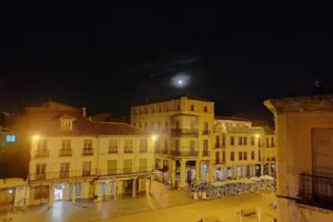 Housing León Apartamentos Fauno