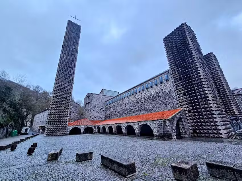 Iraipe Santuario de Arantzazu Hotel