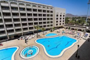 Kn Columbus Aparthotel