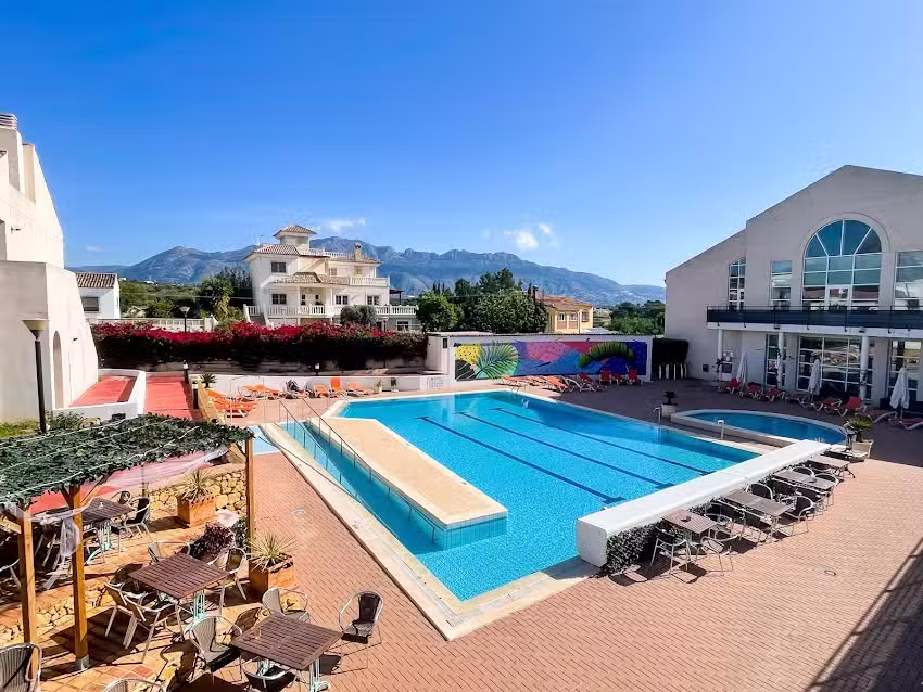 L’ Alfas Oasis