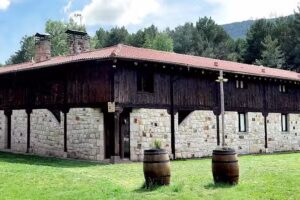 LA CABAÑA DE SARA HOTEL RURAL EN VINUESA