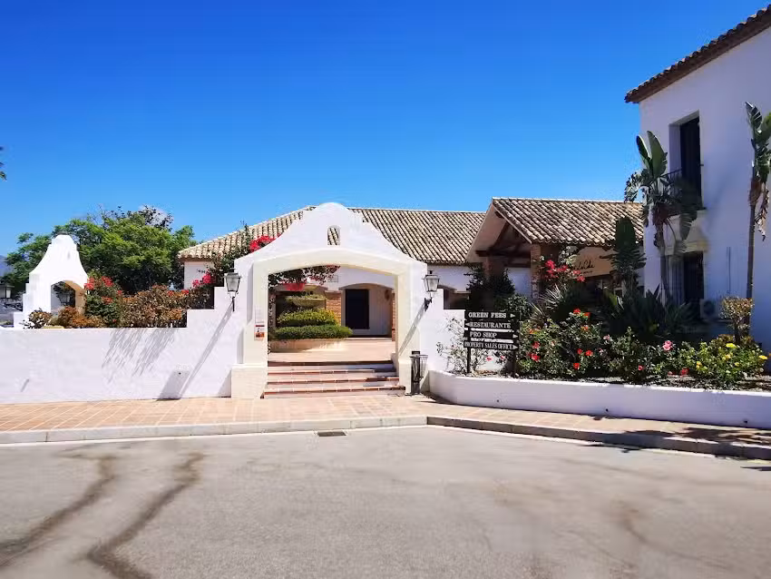La Cala Golf House