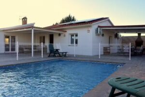 La Casa de las Rosas Escalona