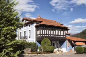 La Casona de Sobrepiedra