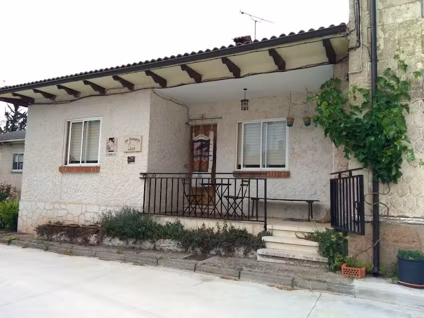 La Conejera, Casa Rural en Madrigalejo del Monte (Burgos)