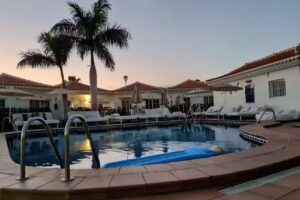 La Mirage Swingers Complex