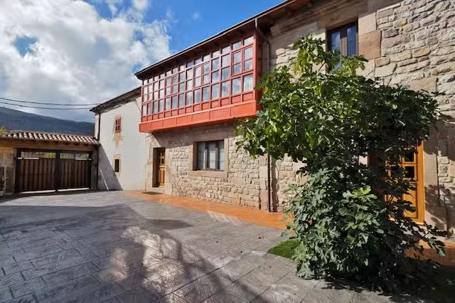 La Perala Alojamiento Rural