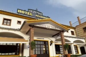 La Yedra Hotel Restaurante