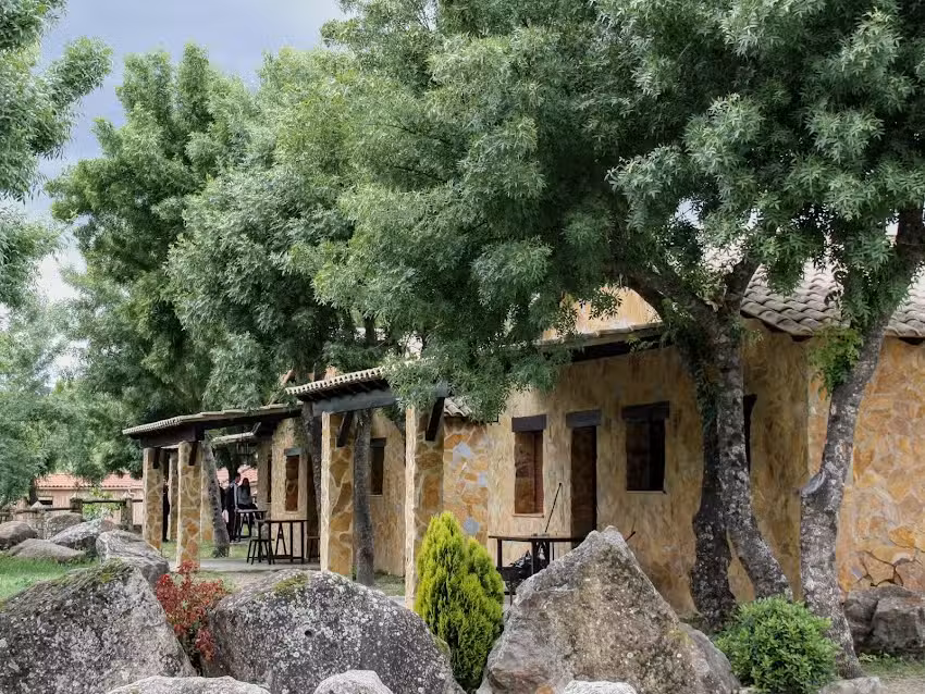 Las Cañadas Complejo Turístico – Camping & Casas de Campo